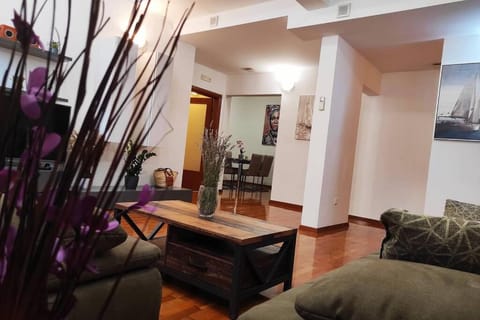 Spacious apartment near city center and the beach Apartment in Split