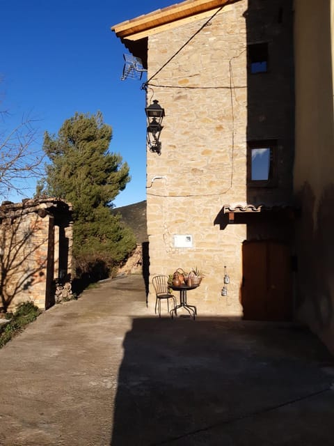 Property building, Facade/entrance, Lobby or reception