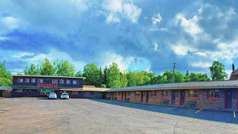 Property building, Parking