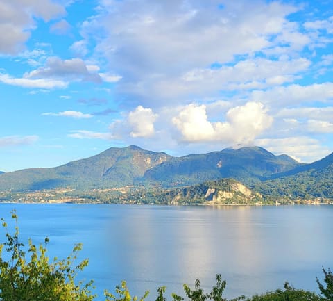 Natural landscape, Lake view, Mountain view