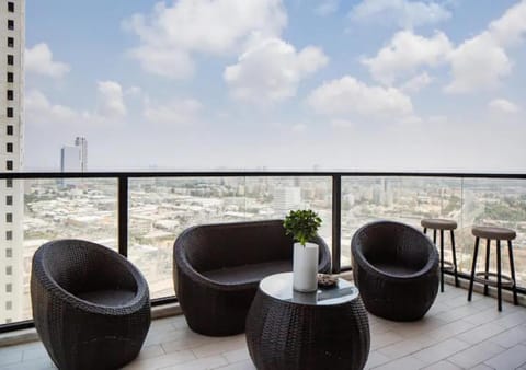 View (from property/room), Balcony/Terrace