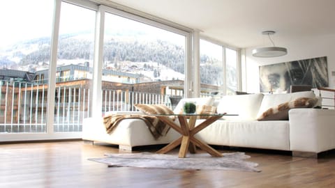 Casino, Fishing, Ski School, Skiing, Living room, Hiking, Mountain view, Mountain view