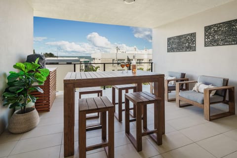Balcony/Terrace, Seating area, Dining area