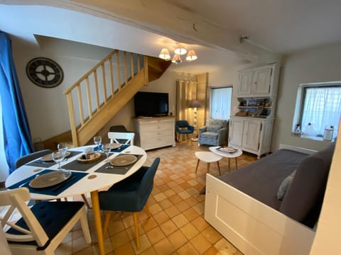 L’éloge de Vouvray House in Centre-Val de Loire