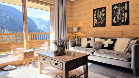 Living room, Mountain view