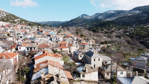 Neighbourhood, Natural landscape