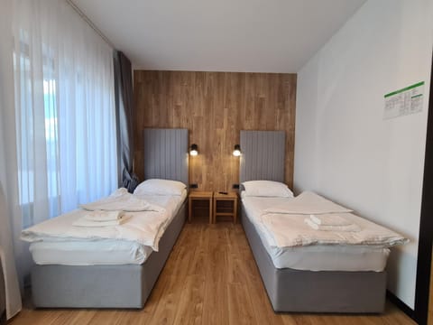 Photo of the whole room, Bedroom, towels