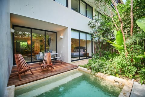 Patio, Garden, Seating area, Garden view, Swimming pool, Swimming pool