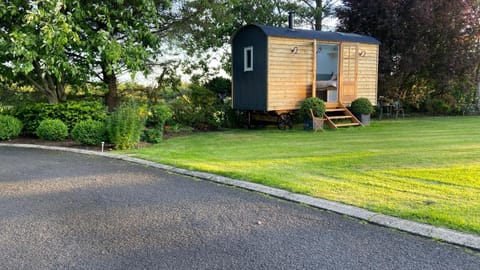 Bannfield shepherds hut Campground/ 
RV Resort in Northern Ireland