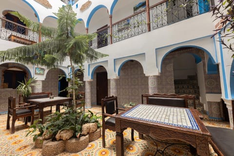 Patio, Restaurant/places to eat, Balcony/Terrace