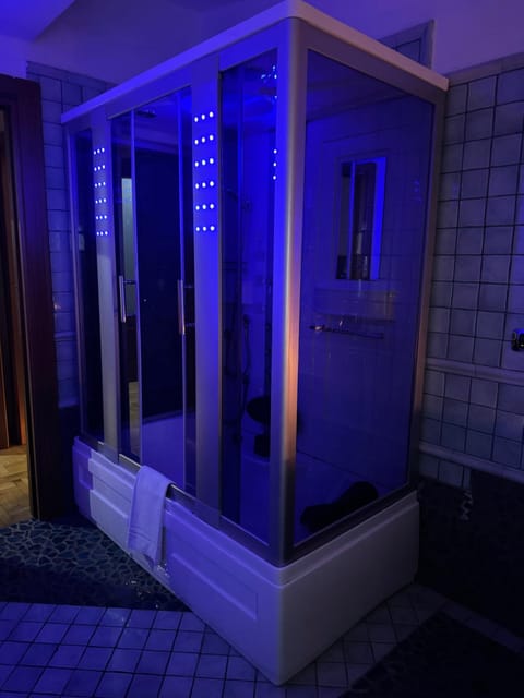 Shower, Bathroom, Bath