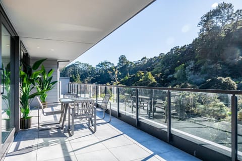 Patio, Day, Natural landscape, View (from property/room)