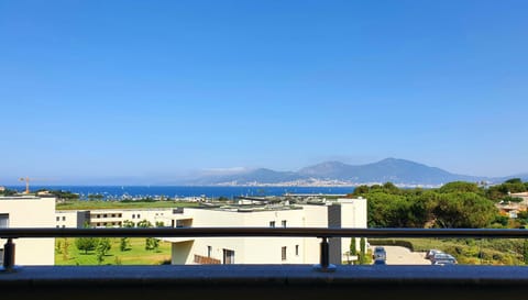 Balcony/Terrace, City view, Sea view