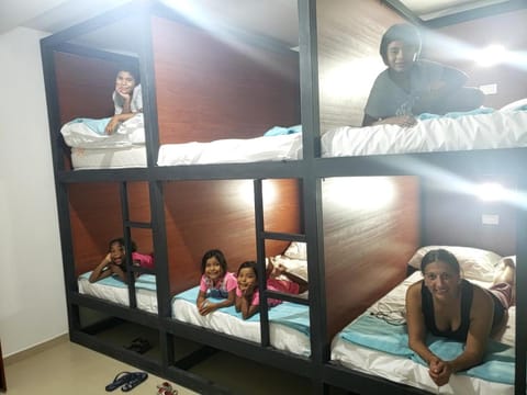 People, children, bunk bed, Family