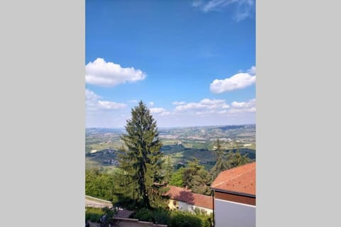 Le tre sorelle House in La Morra