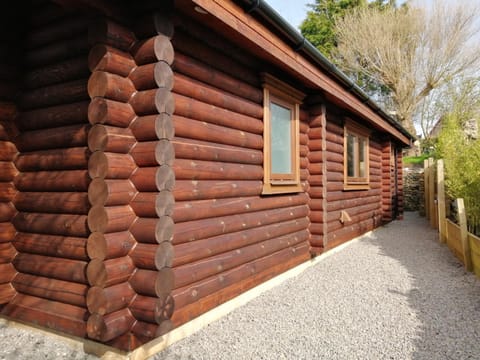 Ravenglass Log Cabin Cabin in Copeland District