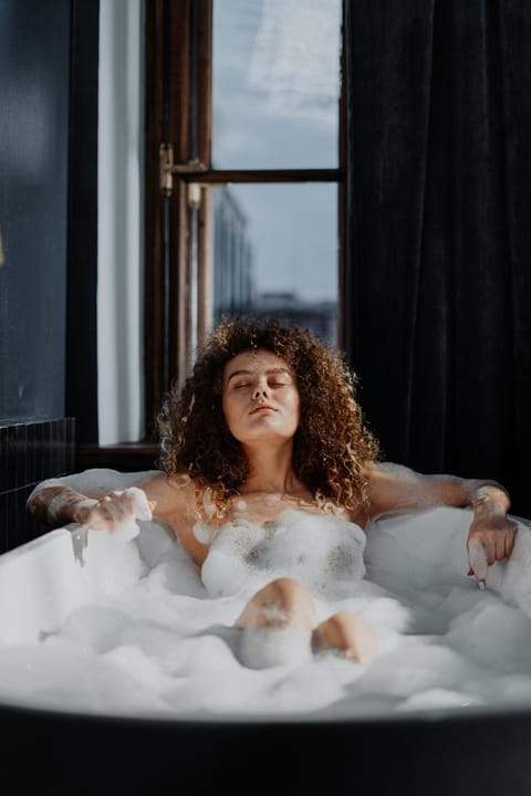 People, Guests, Bath