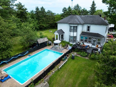 Property building, Swimming pool
