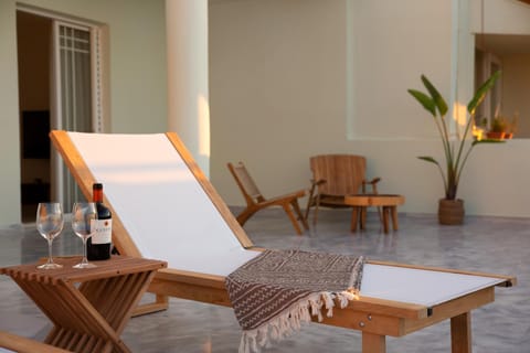 Patio, Lounge or bar