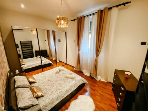 Vittoria House Apartment in Florence