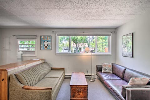 Eugene Cottage with Deck about 1 Mile to Downtown! House in Eugene