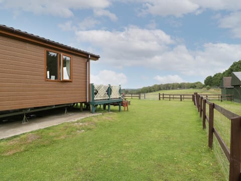 Hill View, Lilac Lodge House in Purbeck District