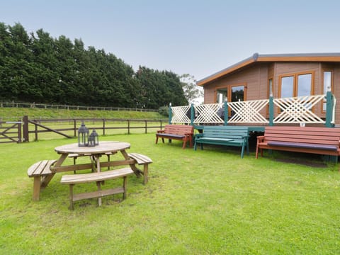 Hill View, Lilac Lodge House in Purbeck District