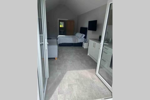 The Forest Chalet - Stunning Studio Apartment Apartment in Ballycastle