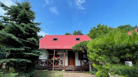 NAJBLIŻEJ MORZA DOM CAŁOROCZNY Jastarnia Villa in Pomeranian Voivodeship