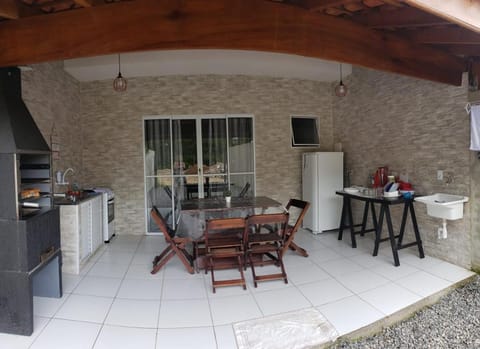 Facade/entrance, Dining area