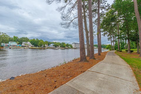 Ground Floor Condo 2 bed 2 bath Riverwalk at Arrowhead Country Club Unit 104 House in Socastee