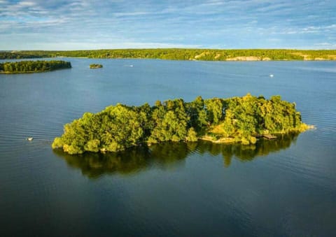 Natural landscape, Bird's eye view, View (from property/room), Lake view, Landmark view