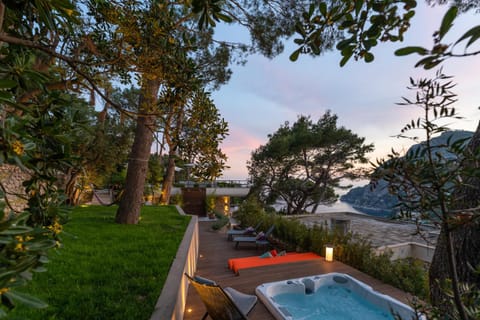 Natural landscape, Pool view, Swimming pool