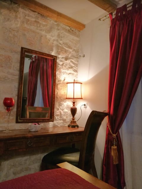 ORIGINAL MEDITERRANEAN STONE HOUSE House in Šibenik-Knin County, Croatia