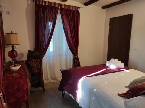 ORIGINAL MEDITERRANEAN STONE HOUSE House in Šibenik-Knin County, Croatia