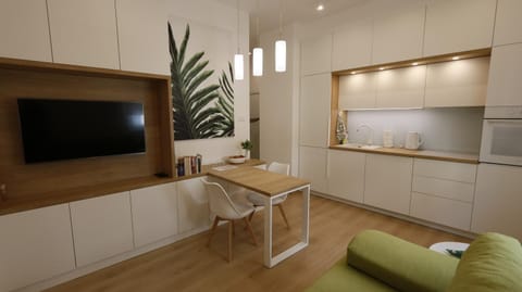 Kitchen or kitchenette, Living room
