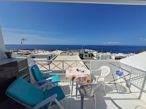 Comfortable Lucy apartment 706 with amazing sea-view Apartment in Puerto del Carmen