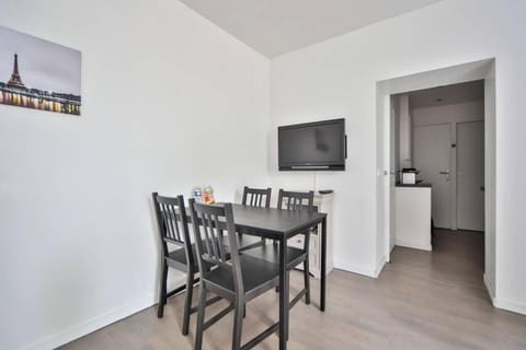 Studio 4P Calme/Full Equipped/Charonne/PereLachese Apartment in Paris