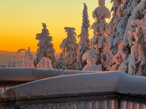 Natural landscape, Winter, Balcony/Terrace, Mountain view, Sunset