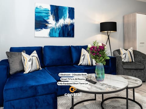 The Bond by CENTRAL SERVICED APARTMENTS - 2 Bedrooms - 3 Double Beds - Walk Away From City Centre & Universities - Walk away from Bus & Train Station & Waterfront - Short & Long Stays Accomodated Apartment in Dundee