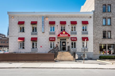 Property building, Facade/entrance