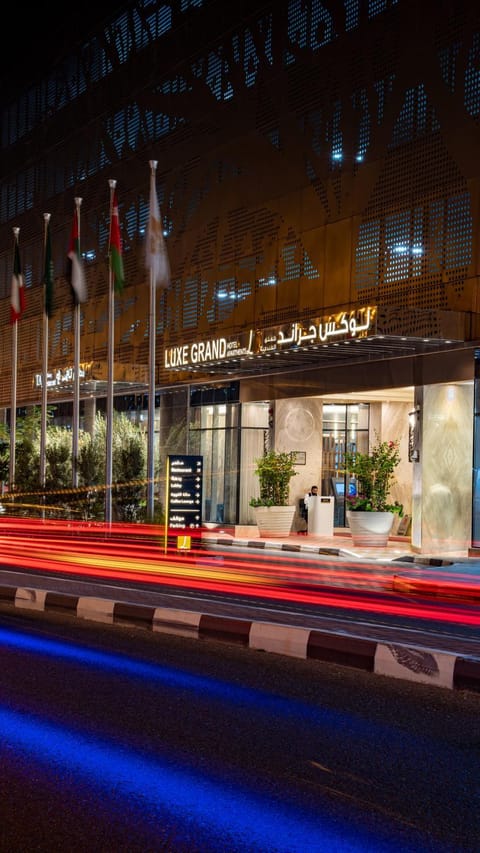 Property building, Facade/entrance, Night, Property logo or sign