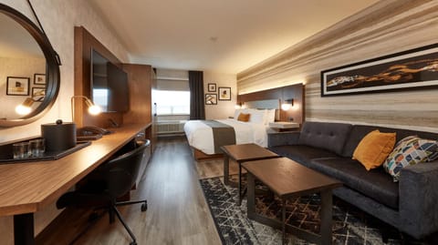Photo of the whole room, Seating area