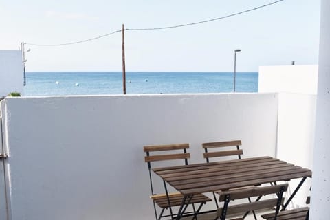 Balcony/Terrace, Dining area, Beach, Sea view