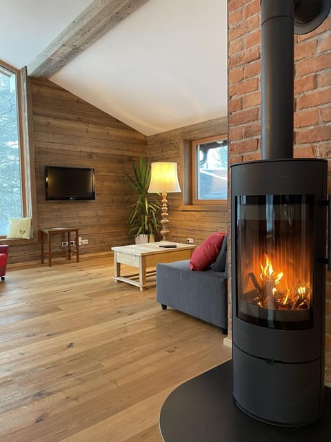 Living room, Seating area, flat iron