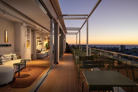 Balcony/Terrace, Lounge or bar, Sunset