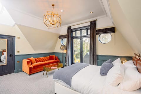 Living room, Photo of the whole room, Seating area