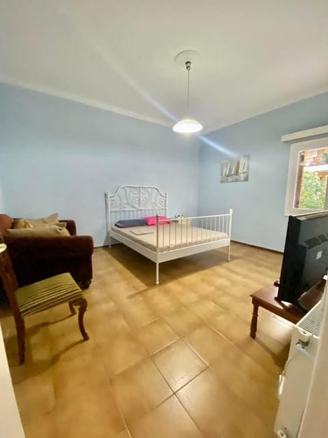 Tiffany's 5' min from airport Apartment in East Attica Regional Unit, Greece