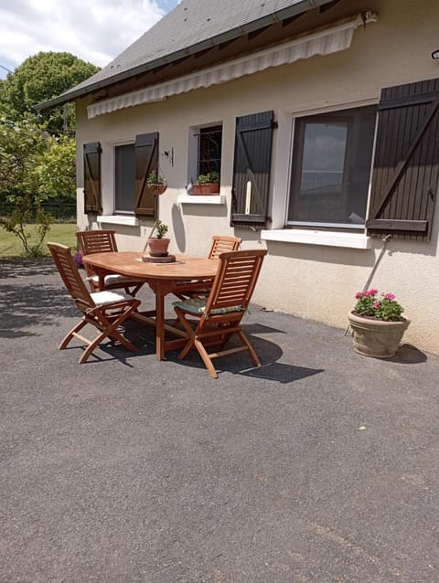 Balcony/Terrace, Lunch