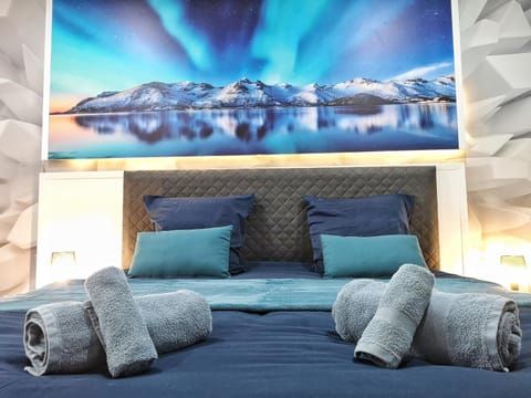 Bed, Night, Bedroom
